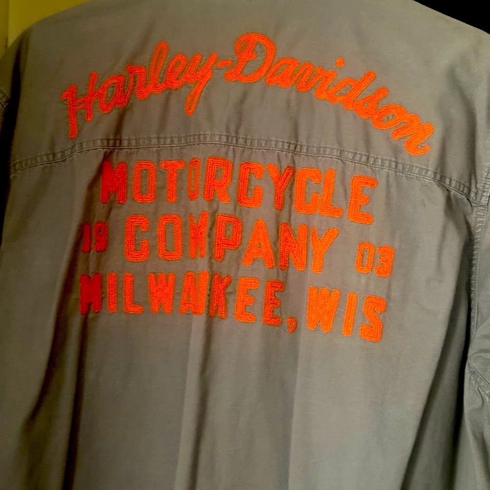 Harley-Davidson Gray button up Shirt